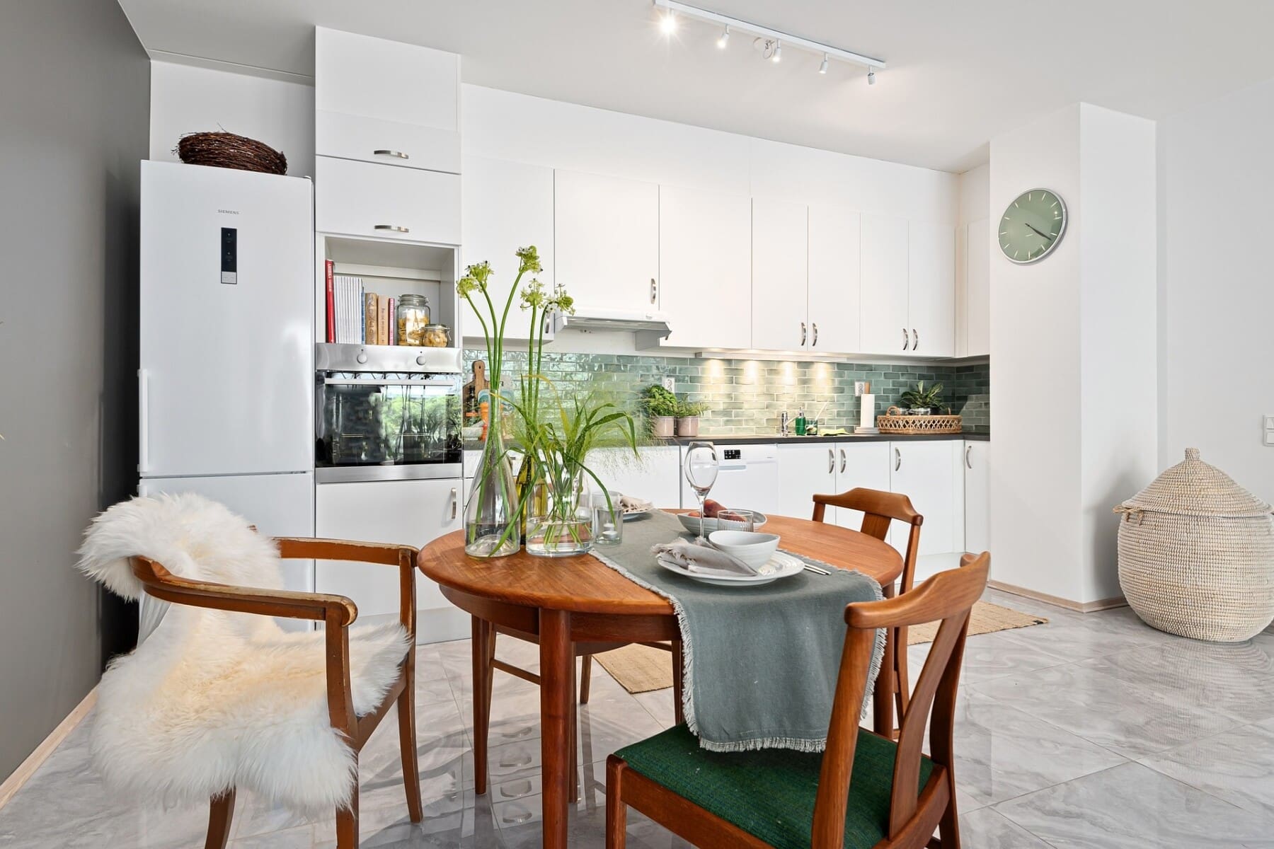 kitchen 8347376 1920