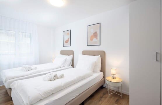 egekmr1qqqa94ulj8vf4