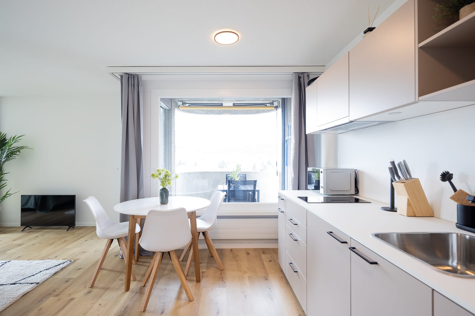 mhutcyufylmfeg71a7rh