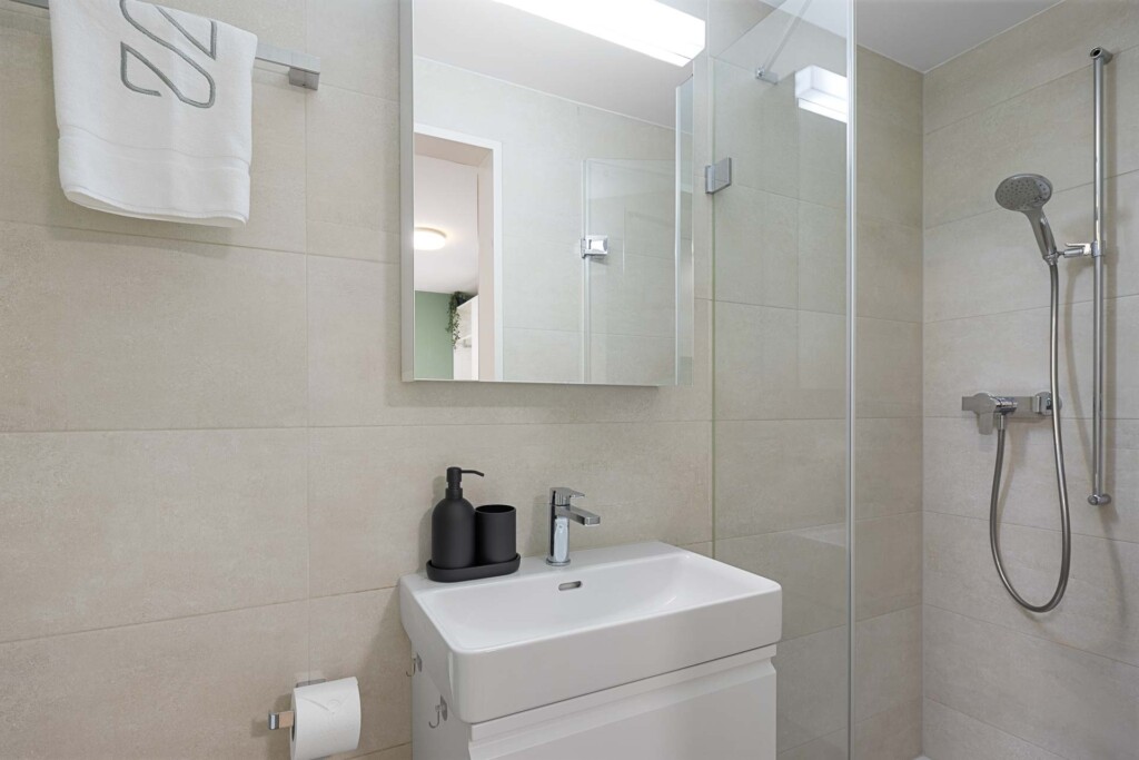 ZRH AUS EZ Standard 102 web (6 von 26)