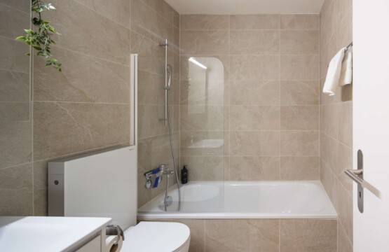 cwlwlaalktywyfqcahiu